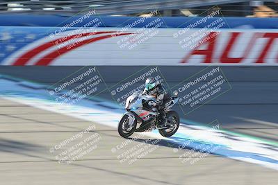 media/Nov-26-2022-Fastrack Riders (Sat) [[b001e85eef]]/Level 3/Session 1 Front Straight/